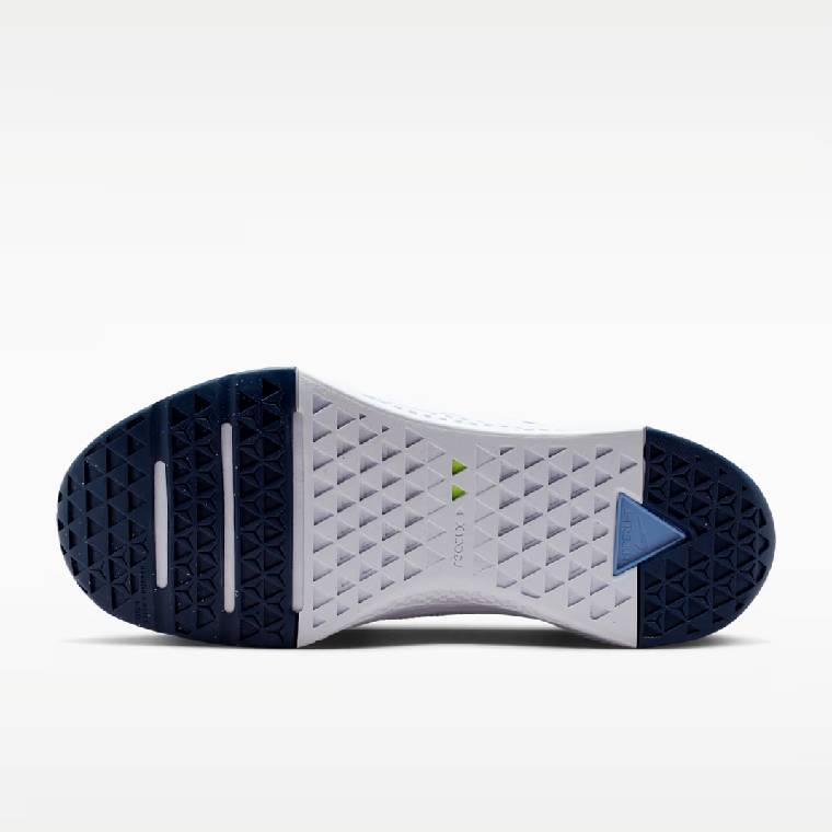 Мъжка спортна обувка Nike Metcon 10 в бяло и синьо, изглед към подметката